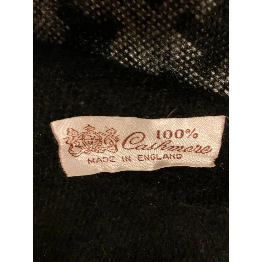 100% CASHMERE SCARF Made in England Soft‎ Wool Wrap Plaid Black / Gray /